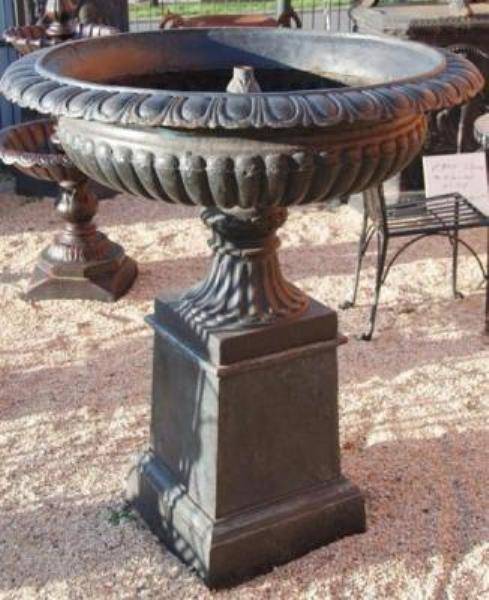 Cast Iron Urn Fountain --- CI 64