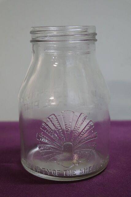 Early Shell One Pint Oil bottle | XXXX Antique Complex