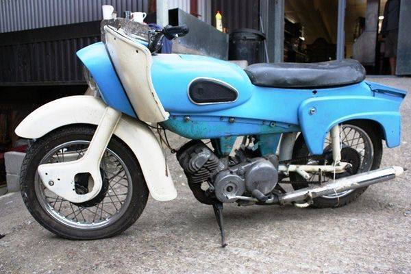 1960s Ariel Leader 250cc Motorcycle for Restoration