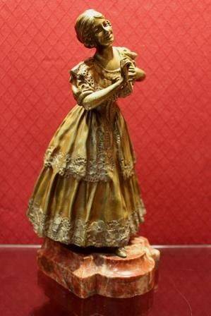 A Wonderful Bronze Figure of a Woman