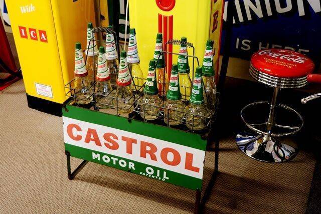 Genuine Castrol 12 Embossed Bottle Oil Rack with all Tin Tops