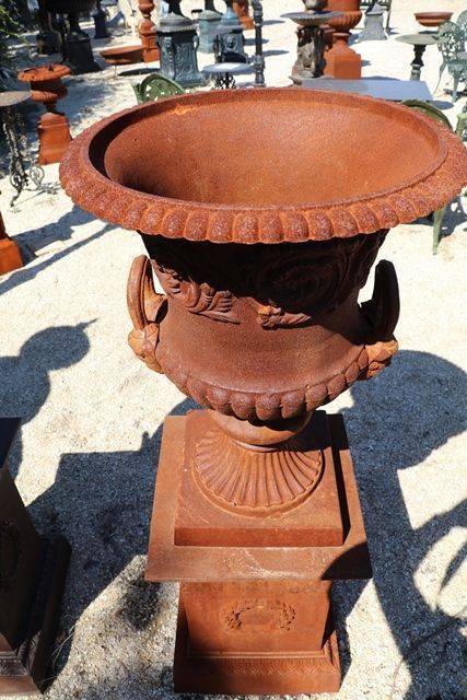 Large Dorchester Cast Iron Urn And Base 