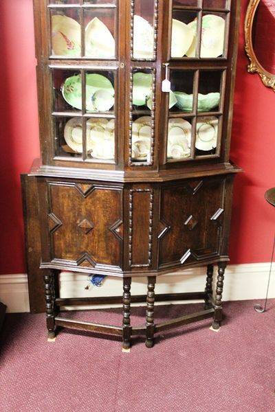 Quality English Oak 2 Door Display Cabinet C 190010 Monthly Special