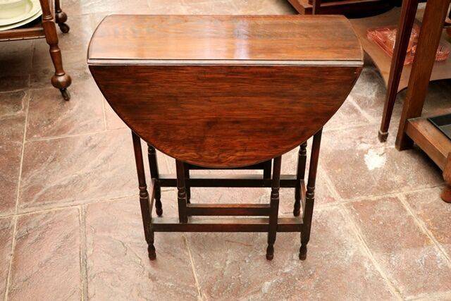 Small Antique Oak Gateleg Table 