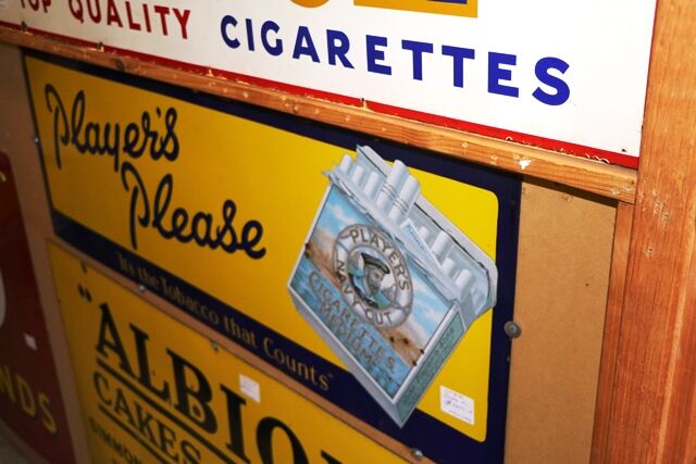 Vintage Playerand39s Please Pictorial Enamel Sign
