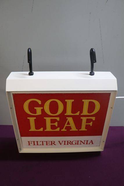 Wills Gold Leaf Filter Virginia Double Sided Light Box 