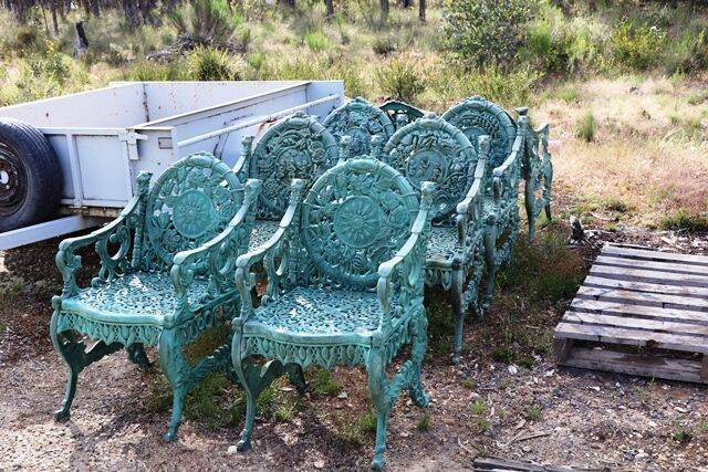 1 Random Images of Current Cast Iron Garden in Stock