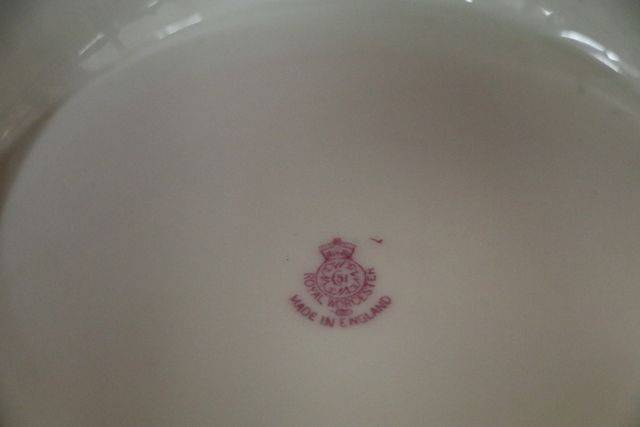 A Large Royal Worcester Kitty Blake Hand Painted Autumnal Fruits Bowl  Dated 193