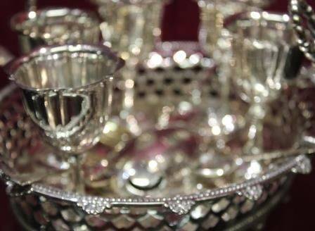 A Quality Nineteenth Century Silver Plate 6cup Egg Cruet c1885