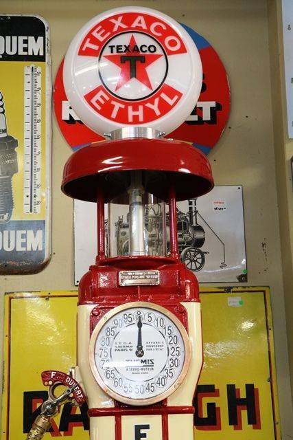 Antique Gilbert + Barker T8  THEMIS  Manual Petrol Pump