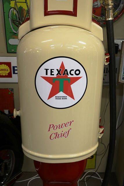 Antique Gilbert + Barker T8  THEMIS  Manual Petrol Pump