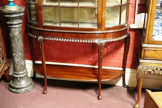 Antique Mahogany Bow Front Single Door Display Cabinet 