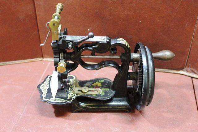 Antique New England Short Version Sewing Machine C1865