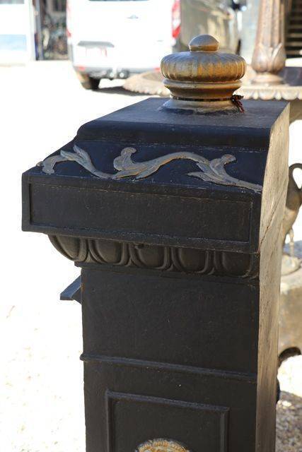 Cast Iron Top  of the Range Post    Letter Box 