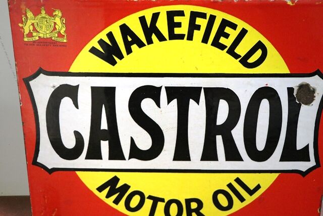 Early 1920and39s Castrol Wakefield Post Mount Enamel Sign 