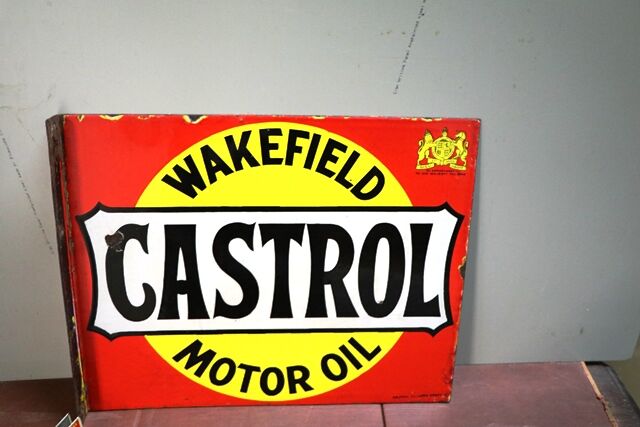 Early 1920and39s Castrol Wakefield Post Mount Enamel Sign 