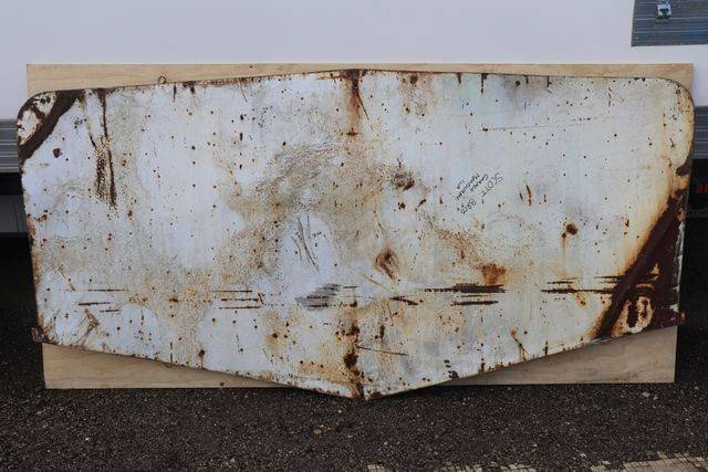 Large Mobil Enamel Advertising Sign Vacuum Oil Company 