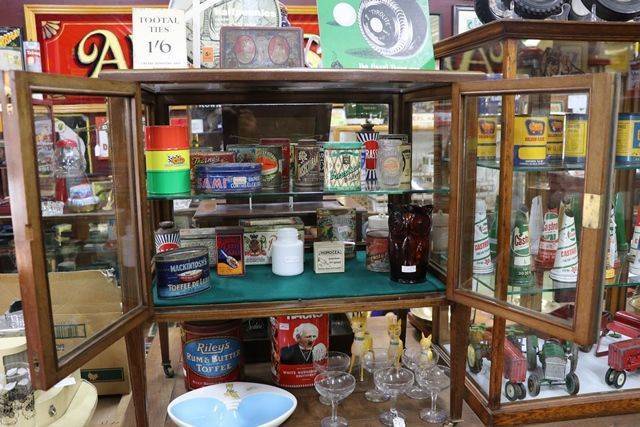 Late Victorian All Glass Antique Collectors Cabinet