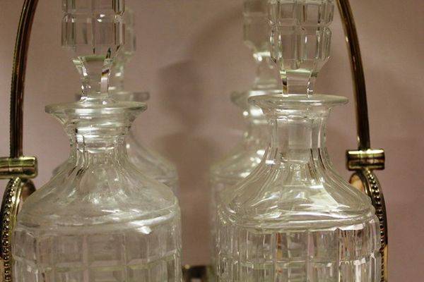 Mid Victorian Quality 4 Bottle Tantalus On Silver Plated Stand C1860