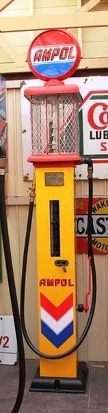 Older Restoration Woodward Manual Petrol Pump In Ampol Livery