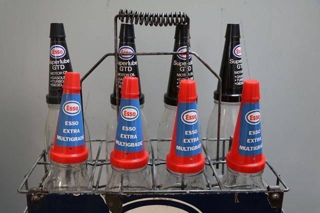 Original Enamel Sign Esso Extra Motor Oil 8 Bottle Oil Rack