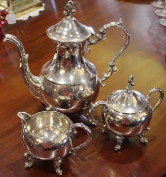 Quality 20th Century American Silver Plated 3Piece Tea Set