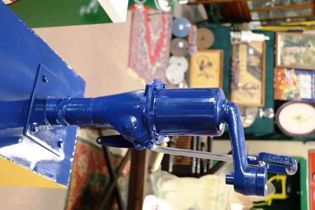 Restored Large Vintage Hi boy in Golden Fleece Livery 