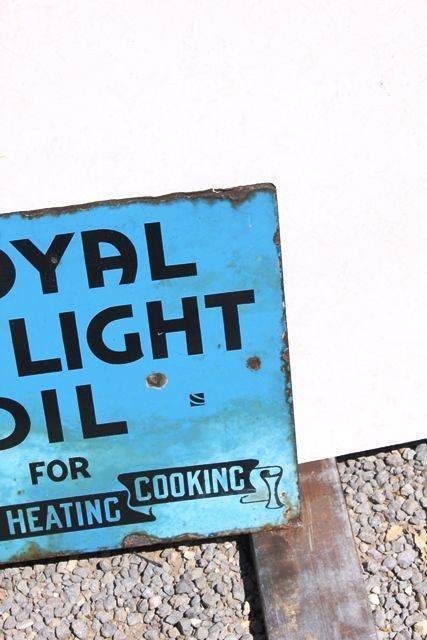 Royal Daylight Lamp Oil Double Sided Post Mount Enamel Sign