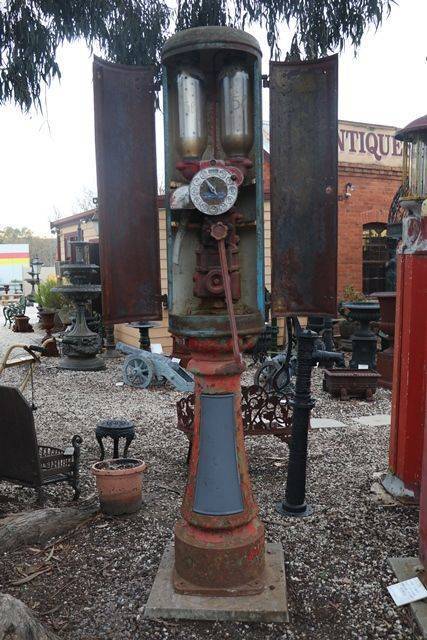 Satam 2 Door Twin Cylinder Manual Petrol Pump