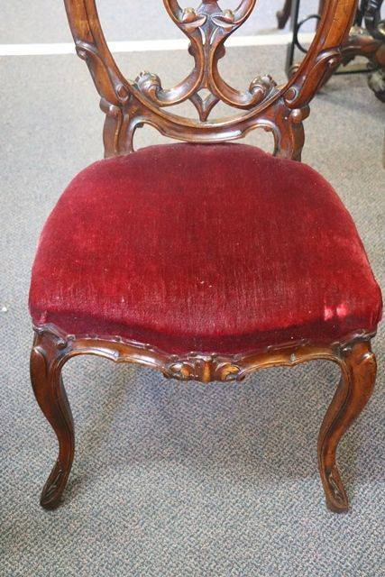 Set of 6 Antique Victorian Carved Walnut Cab Leg Chairs 