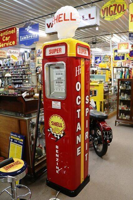 Stunning Art Deco Themis 2 Door Petrol Pump 