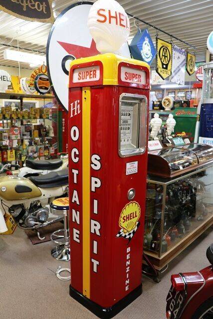 Stunning Art Deco Themis 2 Door Petrol Pump 