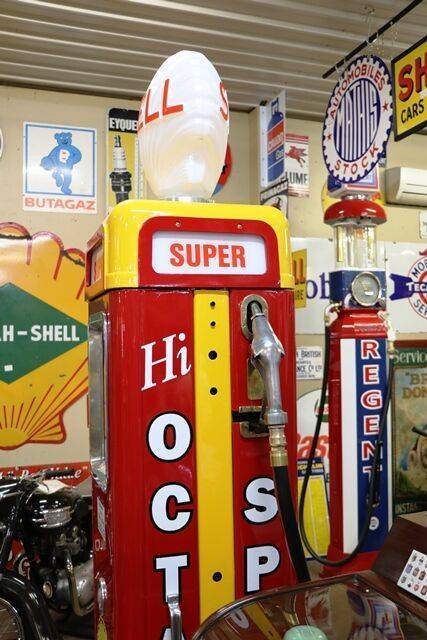 Stunning Art Deco Themis 2 Door Petrol Pump 