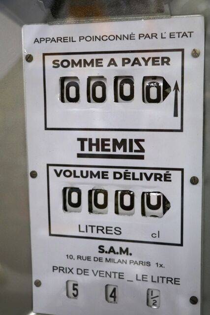 Stunning Art Deco Themis 2 Door Petrol Pump 