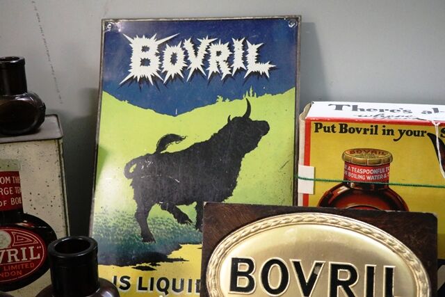 Stunning Vintage 9 Piece BOVRIL Shop Display 