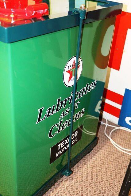 Stunning Vintage Set of 3 Glass Pump Texaco Hi Boys 