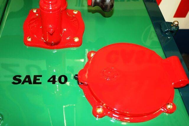 Stunning Vintage Set of 3 Glass Pump Texaco Hi Boys 