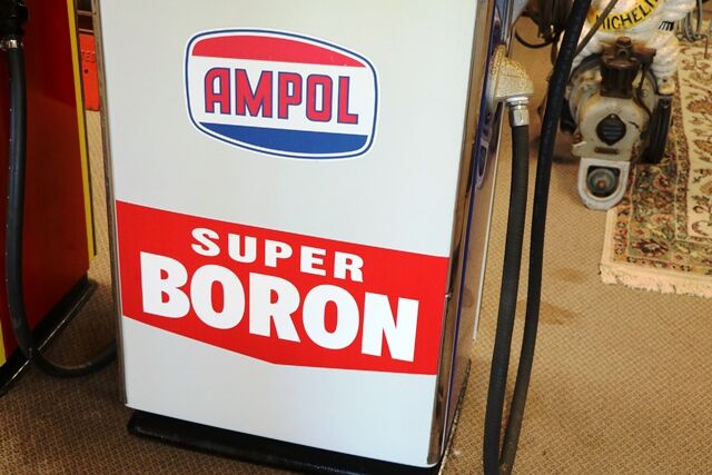 Vintage Ampol Wayne 605 Petrol Pump Older Restoration