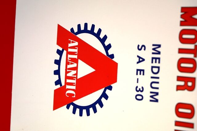 Vintage Atlantic Motor Oil Hi Boy Garage Dispenser 