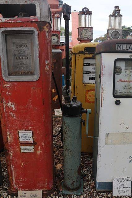 Vintage Avery hardoll ch1 Petrol Pump 