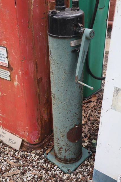 Vintage Avery hardoll ch1 Petrol Pump 