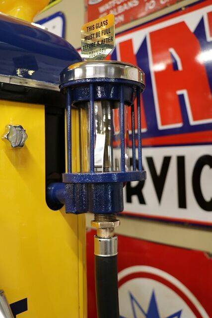 Vintage Gilbarco CM Petrol Pump in Golden Fleece Livery