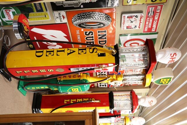 Vintage Gilbert and Barker Manual Petrol Pump in Shell Livery 