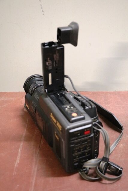 Vintage JVC Super VHS VideoMovie GR S77 Camera RecorderPlayer 