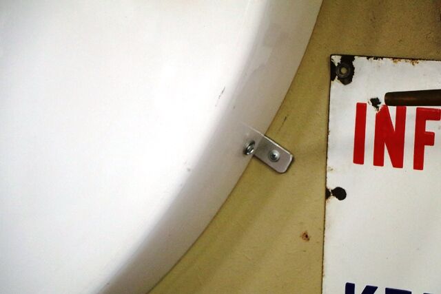 Vintage Original Mobil Pegasus Round Perspex Sign 