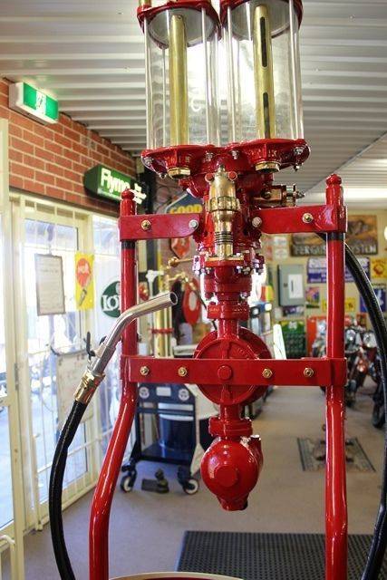 Vintage Satam Chariot Petrol Pump in Texaco Livery