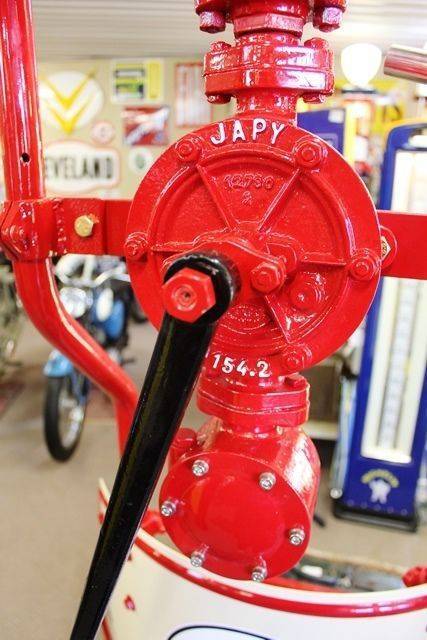 Vintage Satam Chariot Petrol Pump in Texaco Livery