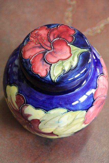 Walter Moorcroft Hibiscus Design Ginger Jar C1949 78