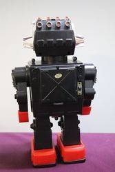 1980s KAMCO Sentinel The 13andquot Giant Walking Robot Battery Powered 