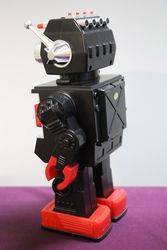 1980s KAMCO Sentinel The 13andquot Giant Walking Robot Battery Powered 